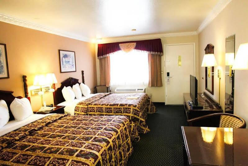 Days Inn By Wyndham Ukiah Eksteriør billede